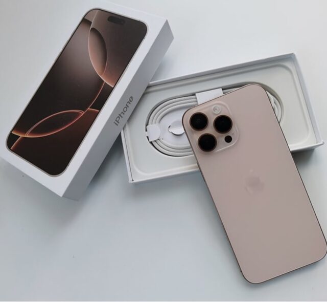 iPhone 16 Pro Max (256GB)